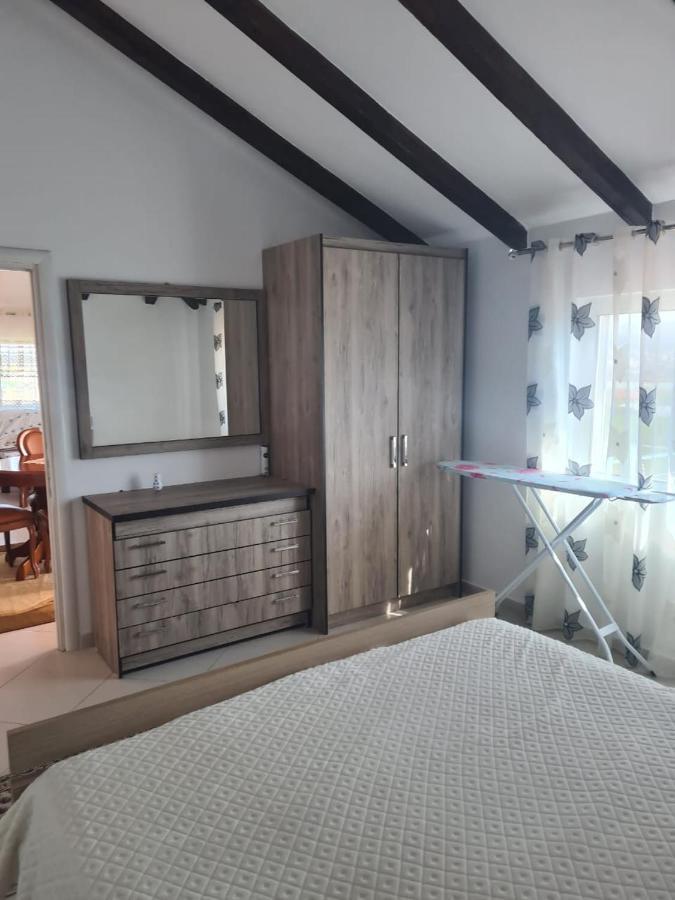 Guest House Ilir Berat Exterior foto